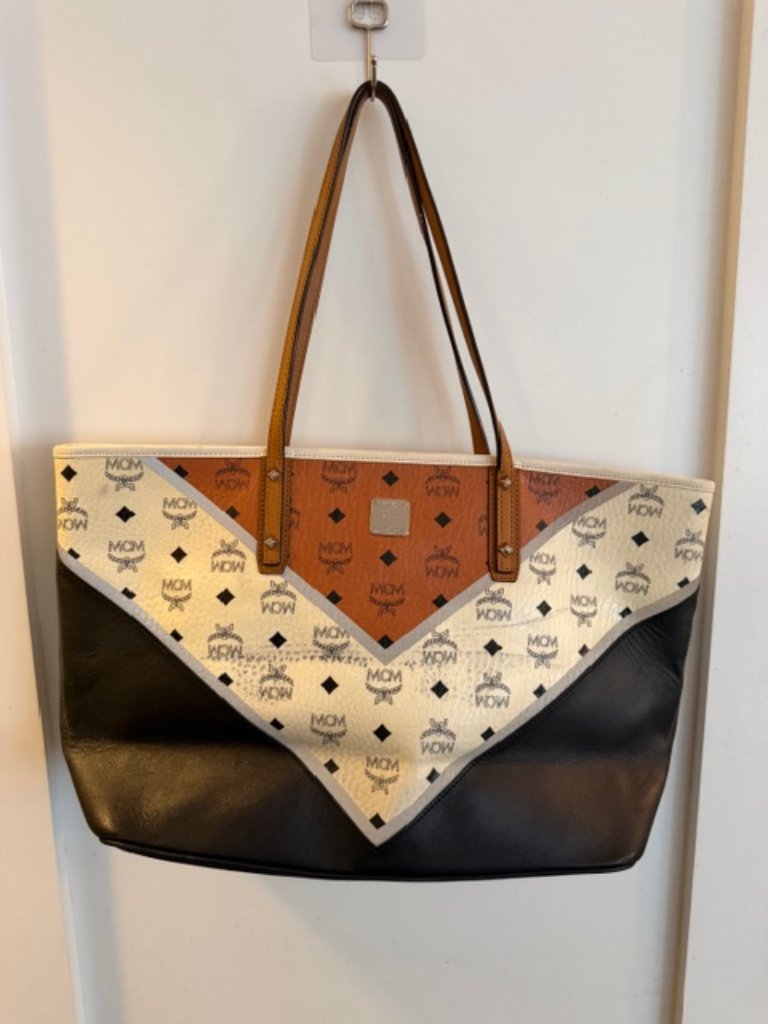 Mcm Large Visetos Tote Cognac White Black Leather Shopper Dust Bag Tags